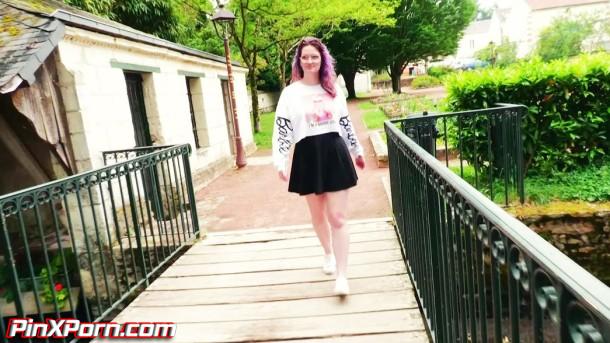 French, Malicia, 24 years old, cam-girl with various talents
