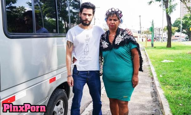 Granny Tigresa, Grannys First Anal Threesome In A Van