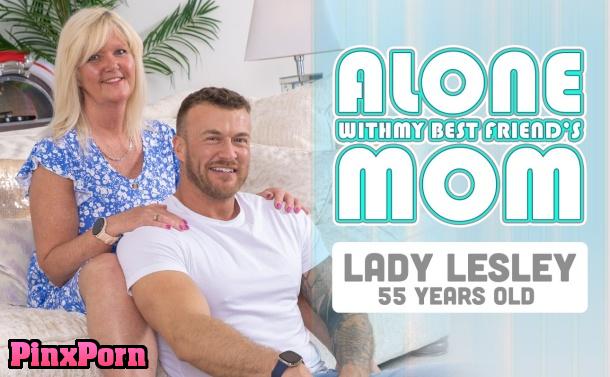 Alone at home with my friends mom! Fucking her granny pussy in secret! Johnny Bravo