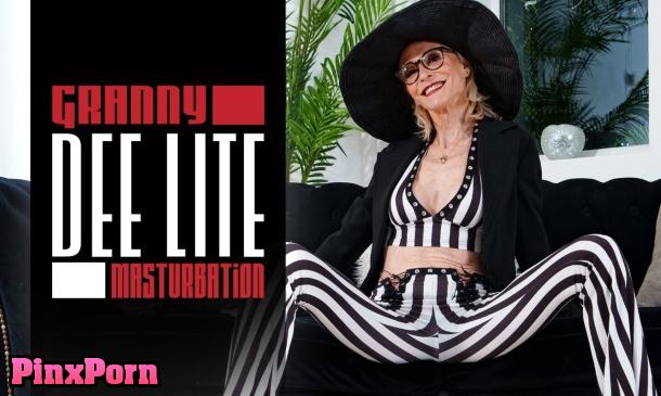Granny Dee Lite! Hot skinny granny masturbating