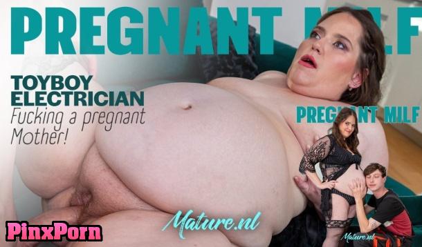 Pregnant MILF gets fucked by a young Electrician! Lenny Yankee, Mellisa